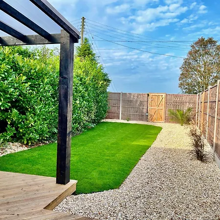 Luxurious In Yorkshire With Parking Holiday home