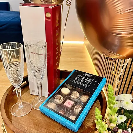 Luxurious In Yorkshire With Parking 別荘 Hemingbrough